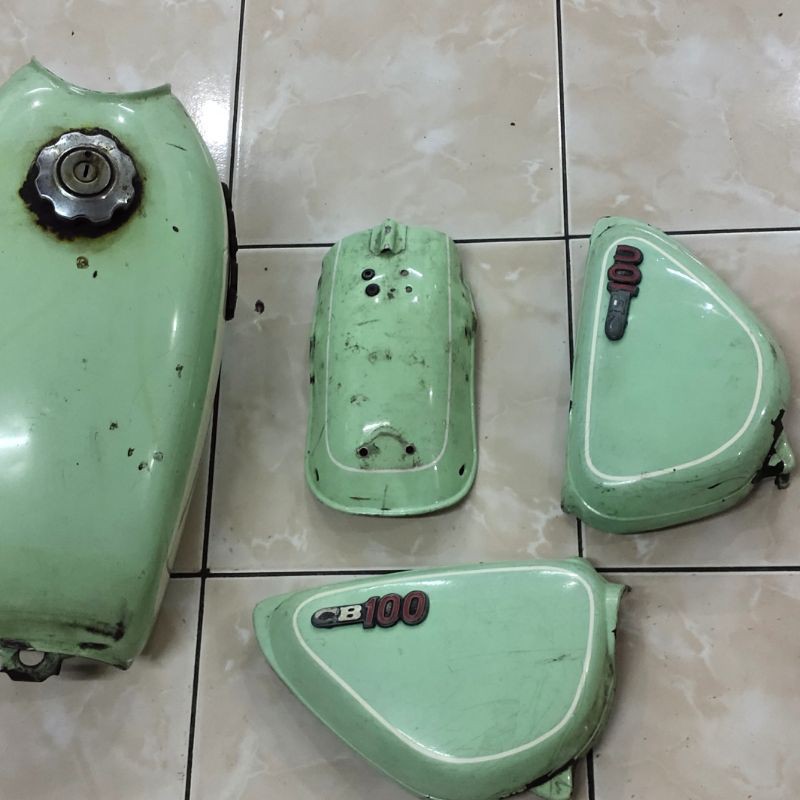Tangki motor cb 100