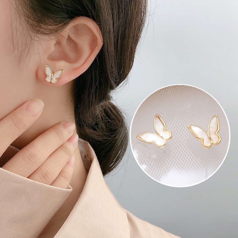 We Flower Anting Stud Desain Bunga Dan Kupu-Kupu Gaya Korea Untuk Wanita