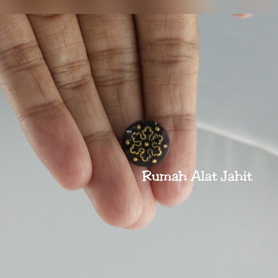 Kancing Akrilik Emas Motif Bunga 12mm