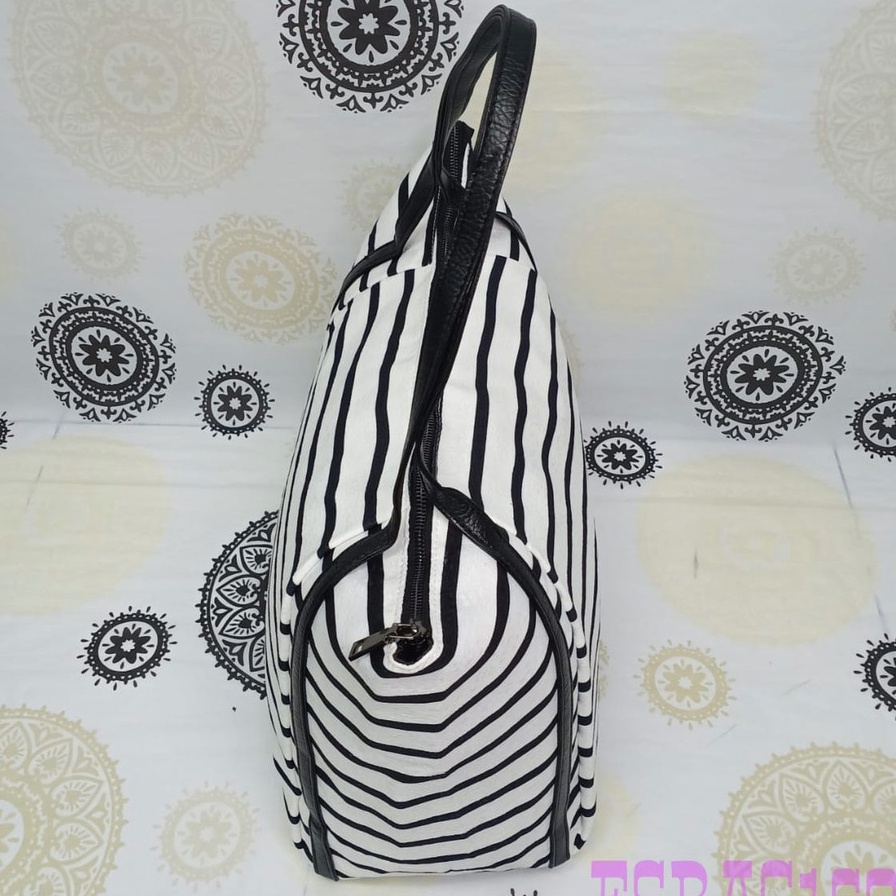 [ READY ] Tas Tote Wanita Terbaru/Totebag Wanita/Tas Salur Murah/Tote Salur/Tote Fashion Tas jinjing wanita totebag wanita import hand bag wanita tas kanvas wanita tas wanita kekinian tas wanita import