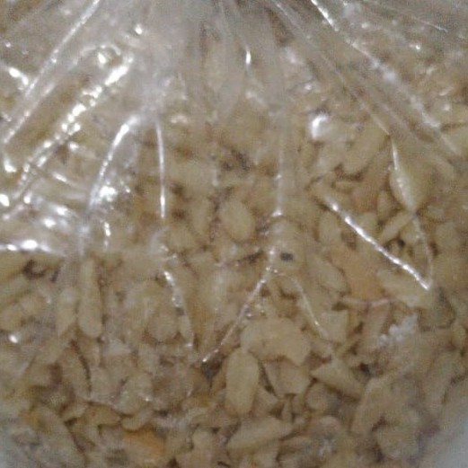 

Kenari cacah repack 1 ons