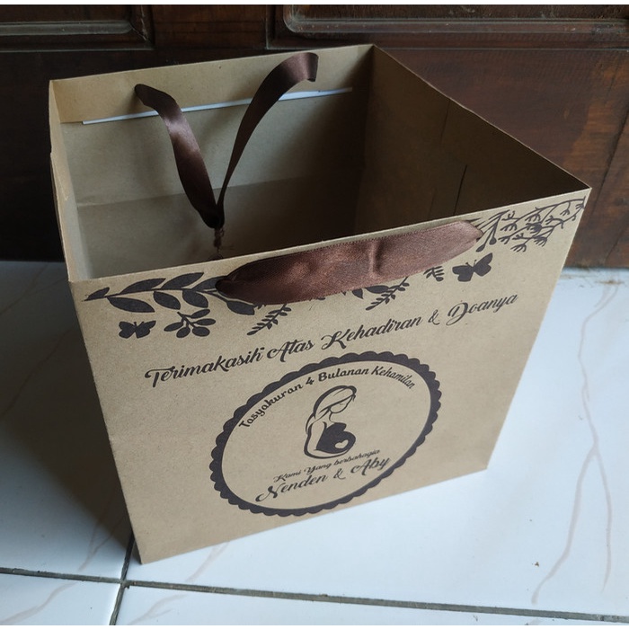 

terbaru paper bag kotak nasi Uk P22xL22xT20 cm + sablon