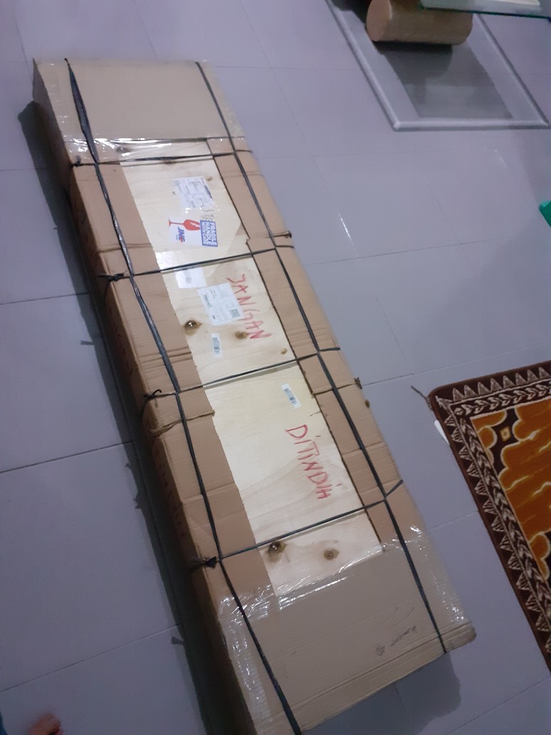 Penyekat Partisi Ruangan Alminy 4 Daun | Pembatas Sketsel Kayu | Wood Divider