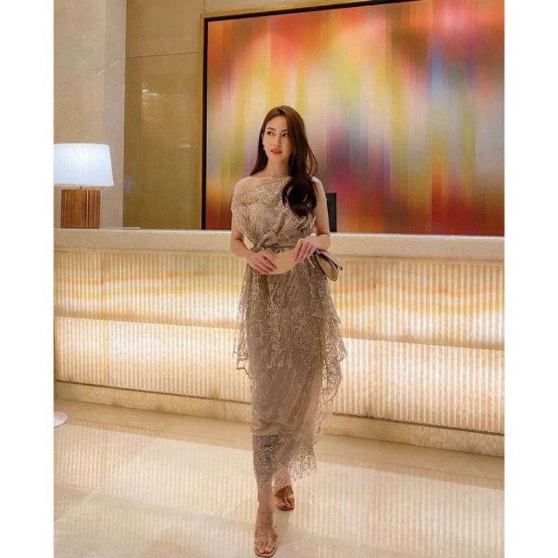 AURORA SET BY BEAUTEEQ / DRESS PESTA / DRESS KONDANGAN / DRESS NATAL / DRESS WISUDA