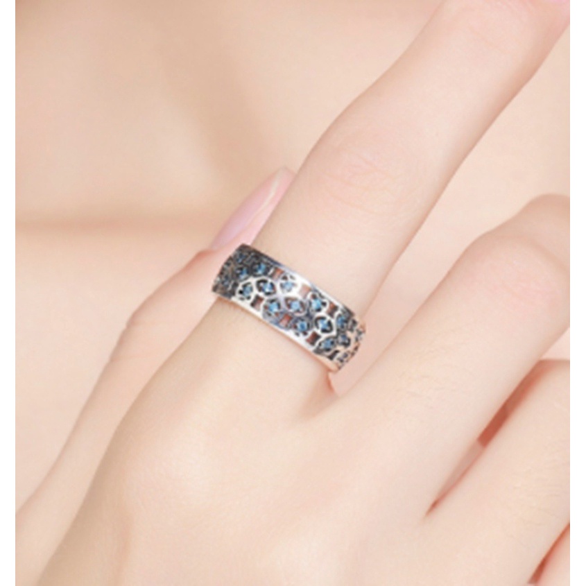 Cincin 925 Silver Desain Clover Hollow Aksen Berlian Zirkon Untuk Hadiah Hari Valentine Wanita