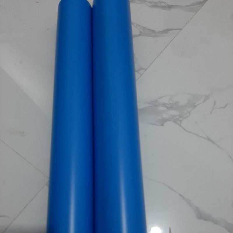 Stiker skotlite warna biru sedang doff