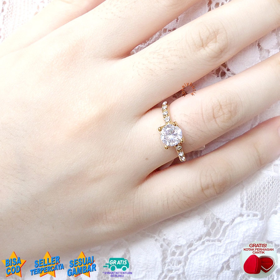 Lovelybutik - Cincin Titanium Wanita Anti Karat Sakura Anti Hitam BONUS KOTAK PERHIASAN