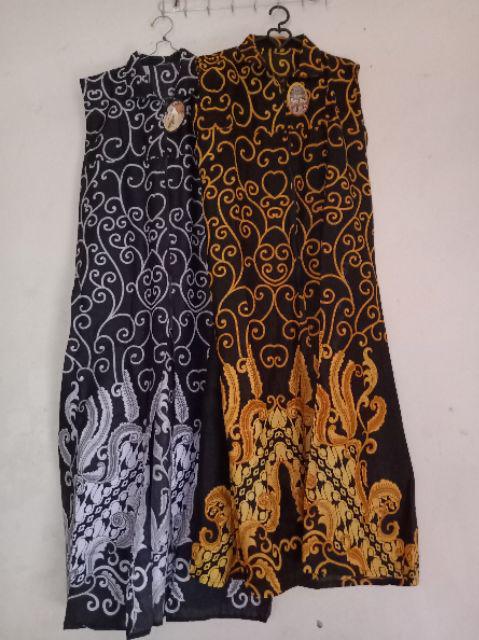 Outer Alika Baju Luar Batik Wanita Muslimah.