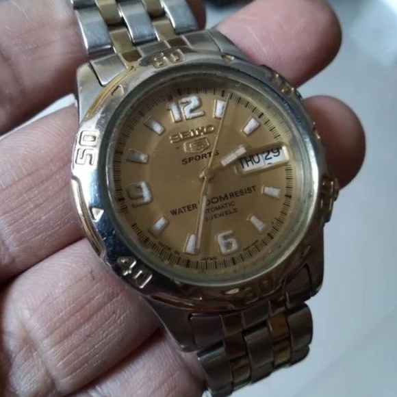 Seiko 5 sport