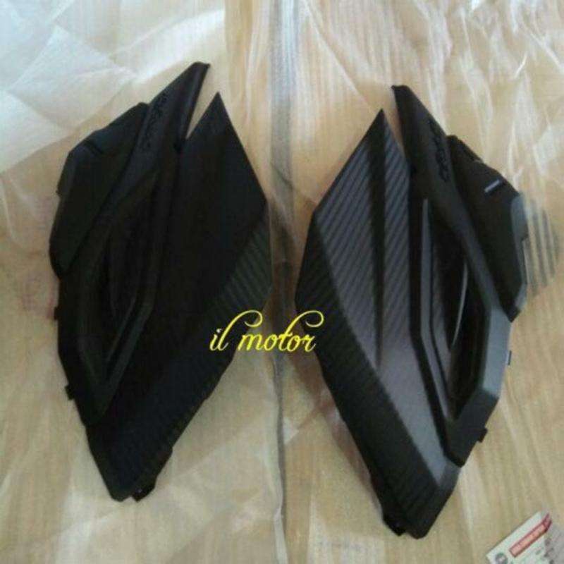 Win   Cover Body Kecil Motor for Vario 125-150 LED 2015-2017 (Tool Box Accu Tutup Aki)