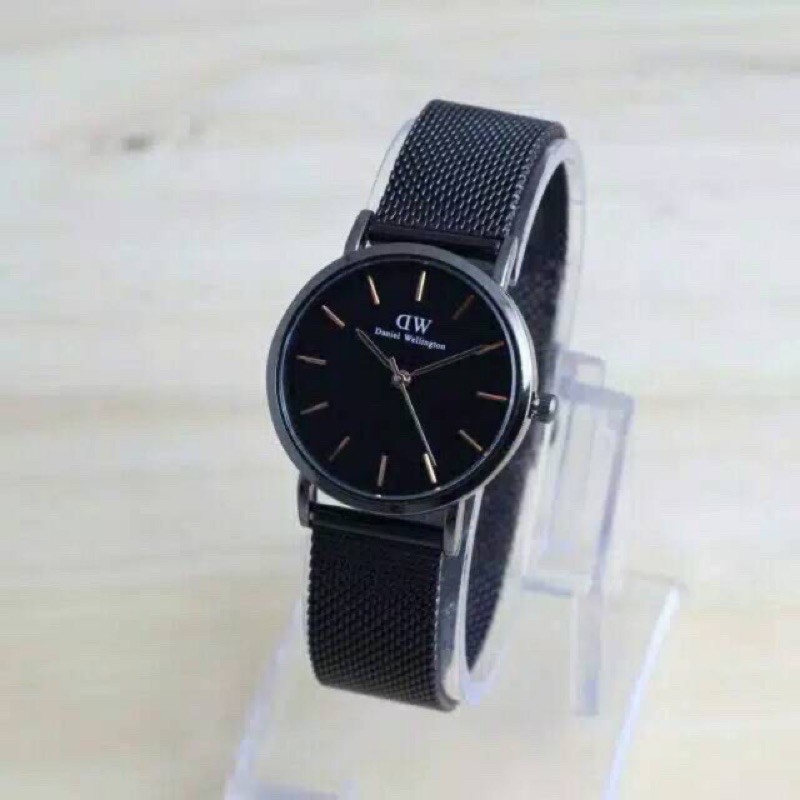 Jam Tangan Wanita DWE Balok Classic Strap Magnetik