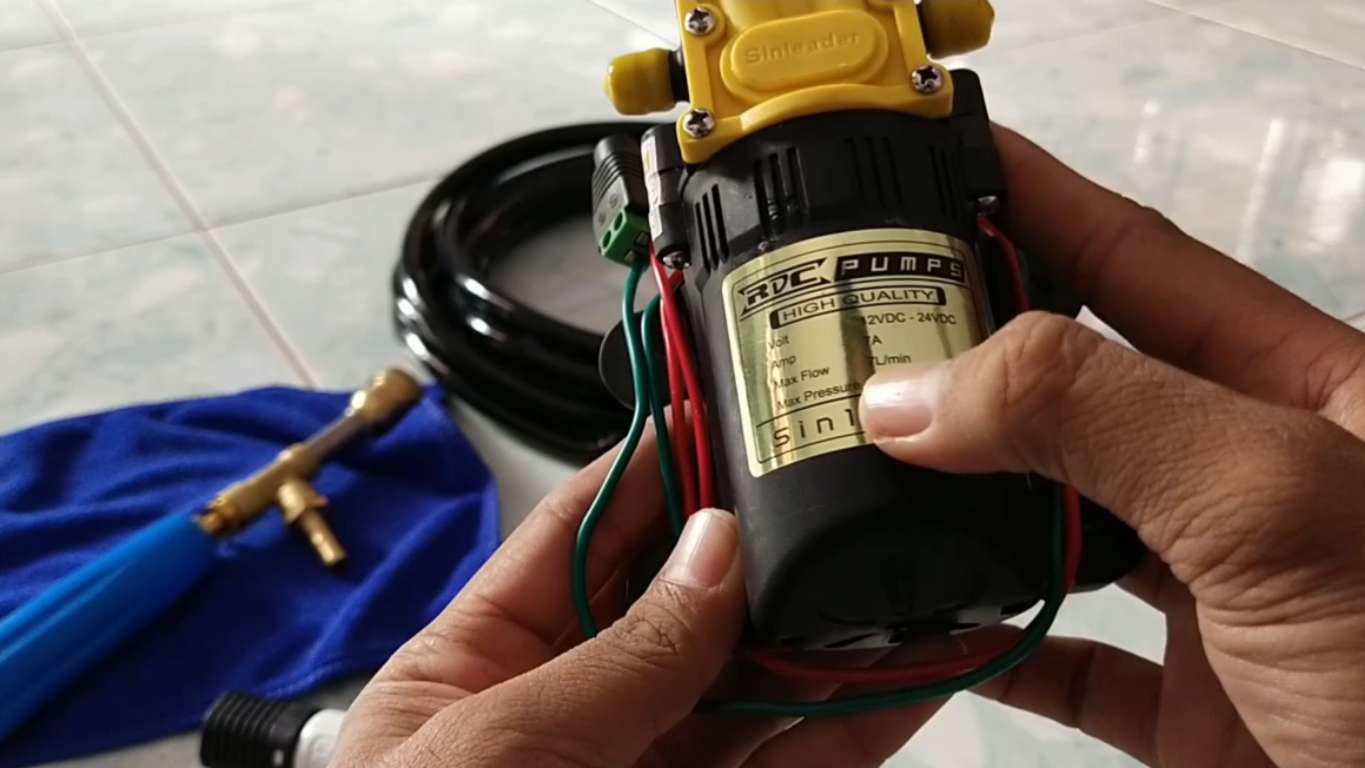 New Upgrade Dinamo Pompa Air Dc 12v 250 Psi + Adaptor 10a + Selang Cuci Motor Mobil Ac