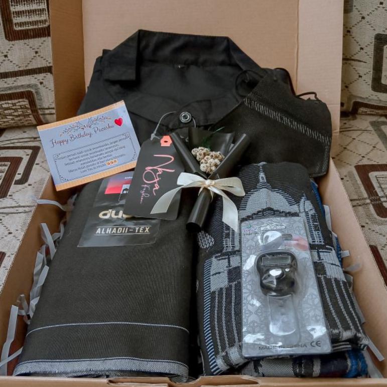 

[KODE WKDIZ] HAMPERS KOKO/KADO PRIA DEWASA