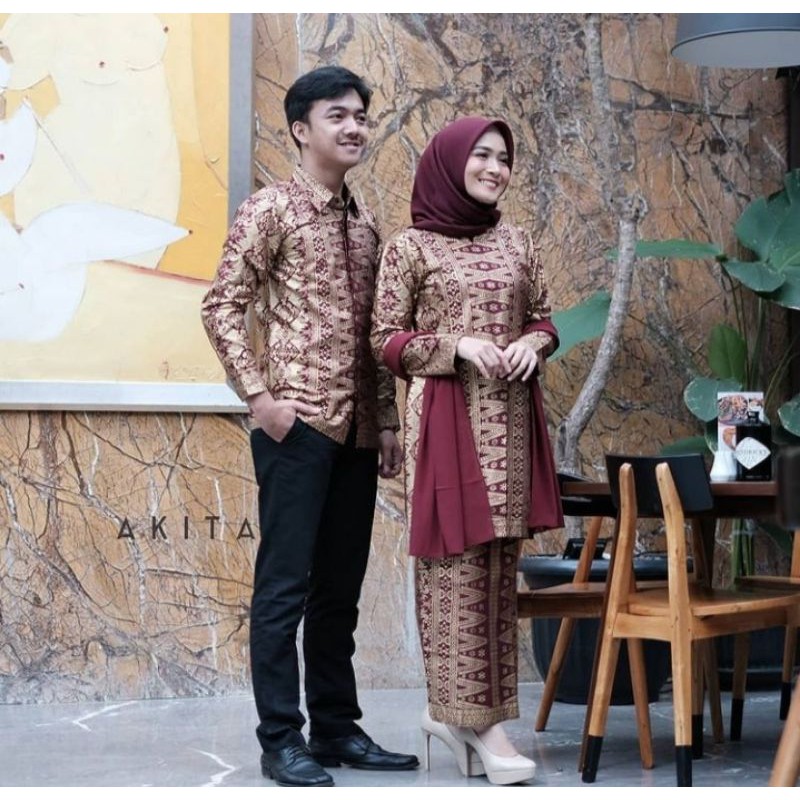 BATIK COUPLE KEBAYA SONGKET PRADA EMAS MEWAH MERAH DAN HITAM TUNANGAN KONDANGAN