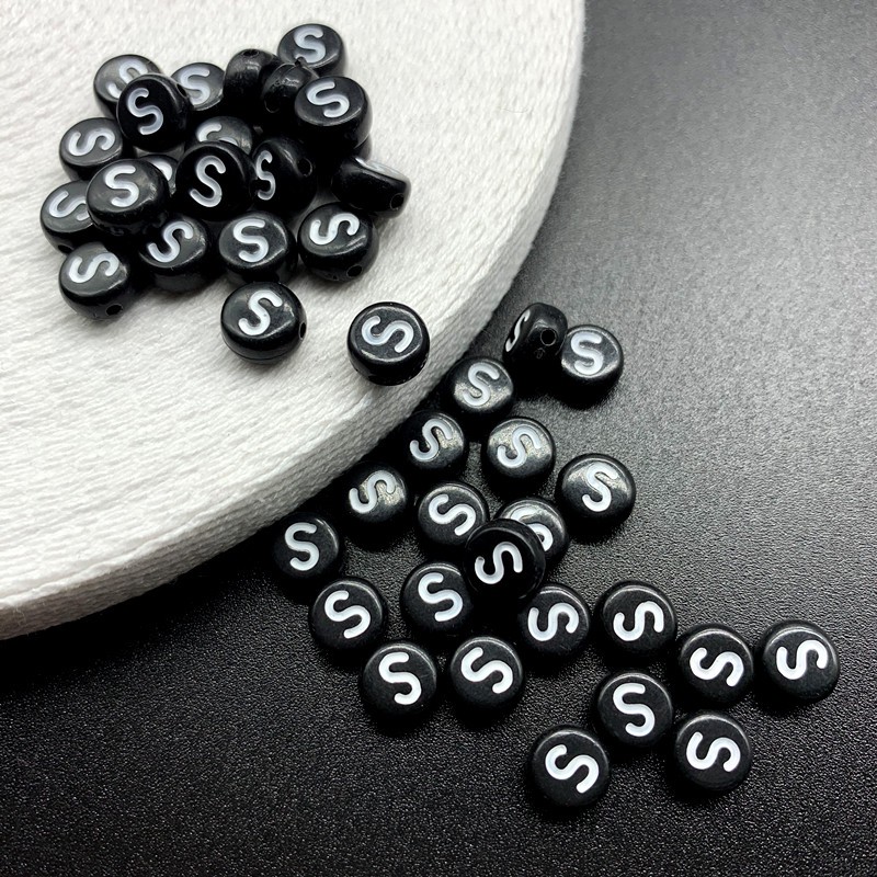 100pcs / Pak Manik-Manik Spacer Huruf S 7mm Bahan Akrilik Warna Hitam Untuk Gelang Diy