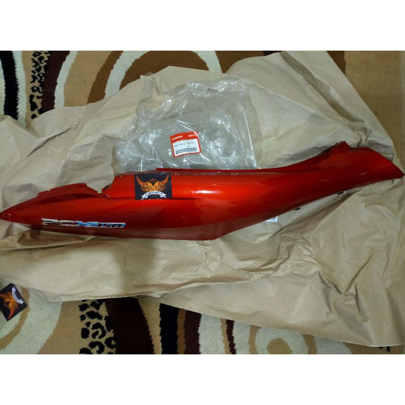 cover body belakang PCX 150 cbu Thailand merah ori ahm