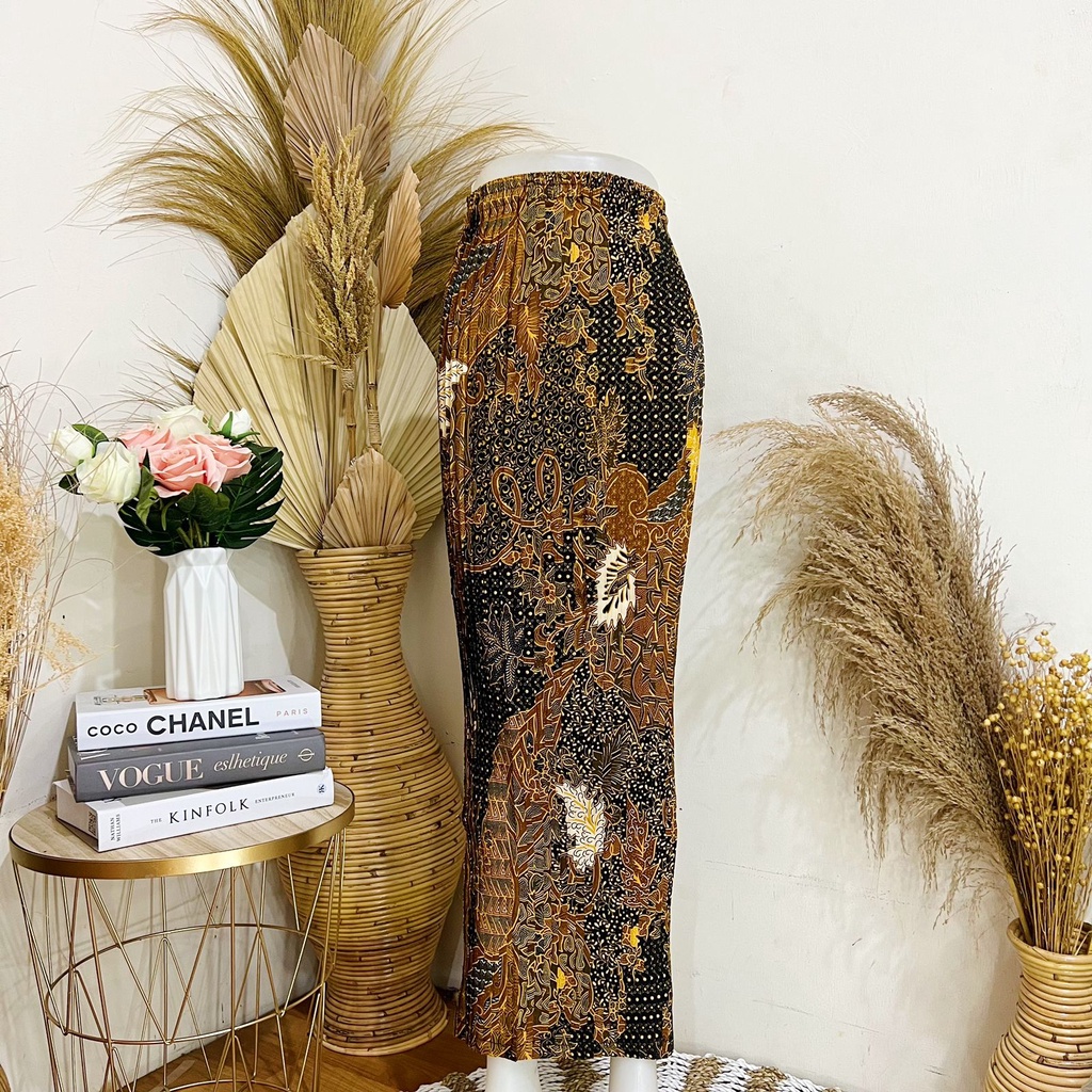 ROK BATIK PLISKET-Selena Gold