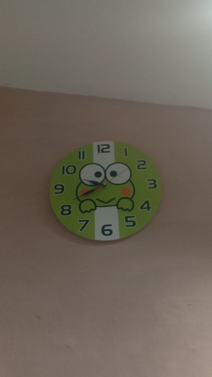 Jam Dinding Bulat - Keroppi