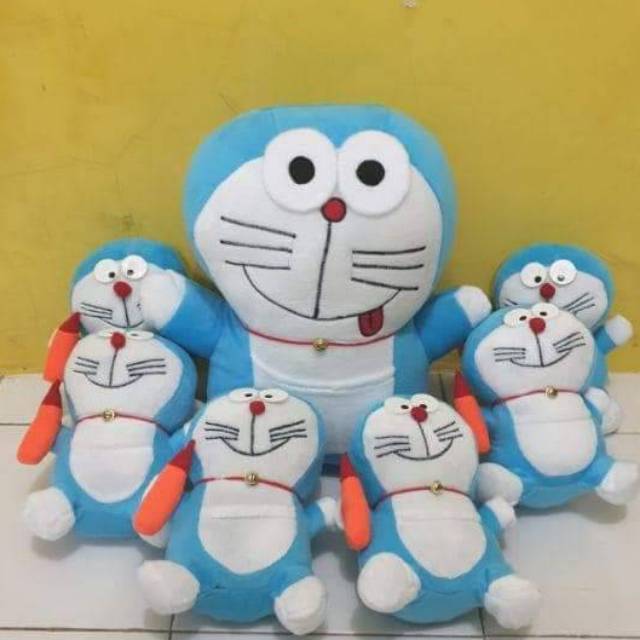 Boneka doraemon beranak 6