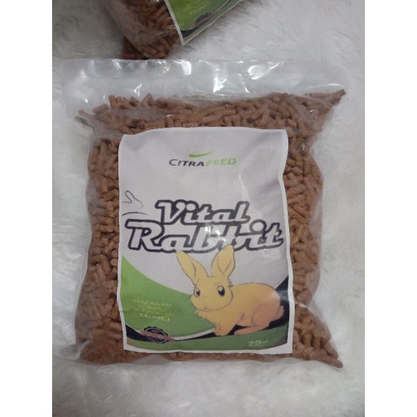 Pelet Kelinci Vital Rabbit 1 Kg