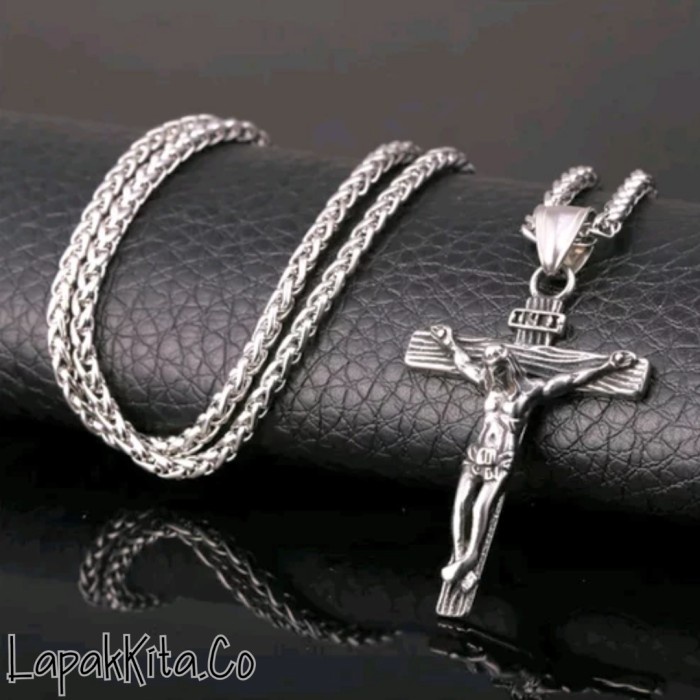 Kalung Salib Pria Titanium / Kalung Salib Titanium Pria / Kalung Pria - Silver