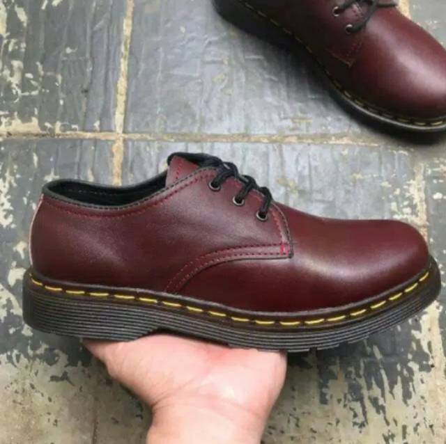 (COD) GRATIS ONGKIR ! SEPATU DOCKMART KULIT ASLI MADE IN ENGLAND