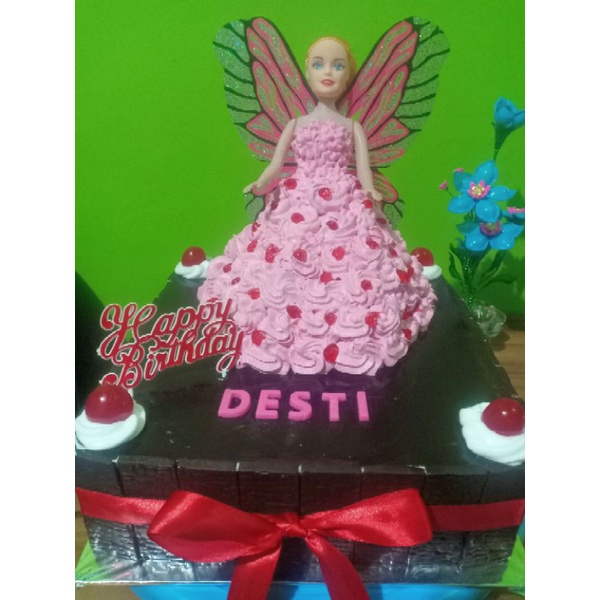 Barbie cake, kue ultah karakter barbie