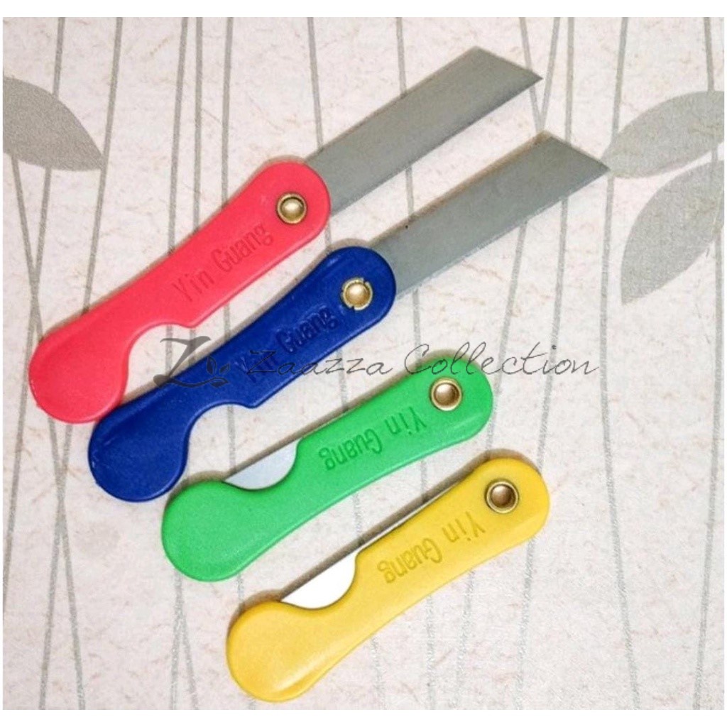 

Cutter Lipat Mini | Silet Lipat Warna Warni | Cuter Kecil Lipat | Pemes Serbaguna | Silet Jadul Hits