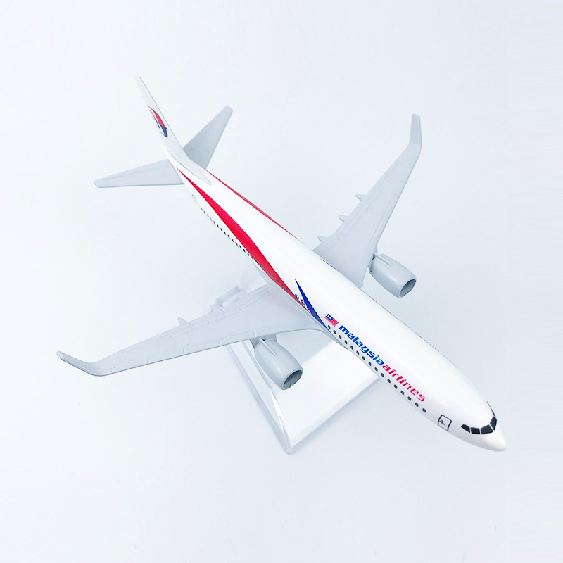 Miniatur Diecast Pesawat Malaysia Airlines B737 Boeing 737 Bahan Metal Ukuran 16CM Untuk Dekorasihadiah