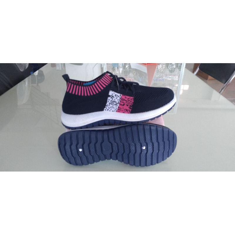 Paket usaha Sepatu dan Sandal Anak