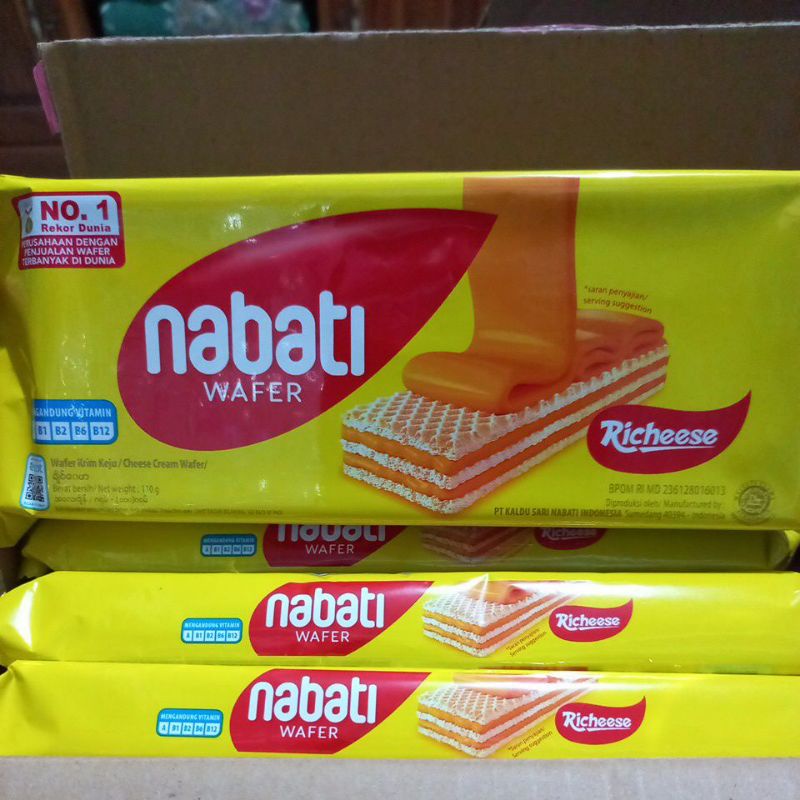 

Nabati Wafer Richeese Wafer Krim Keju 110gr