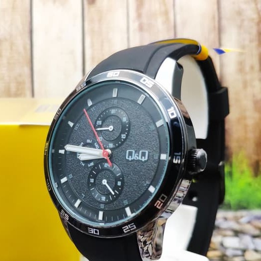 [COD] Jam Tangan Pria Q&Q QQ Analog Strap Karet Hitam AA38J502Y Original KEREN GARANSI KADO TERBARU
