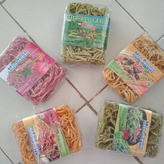 

Mie sayur dan buah cap 2 piring