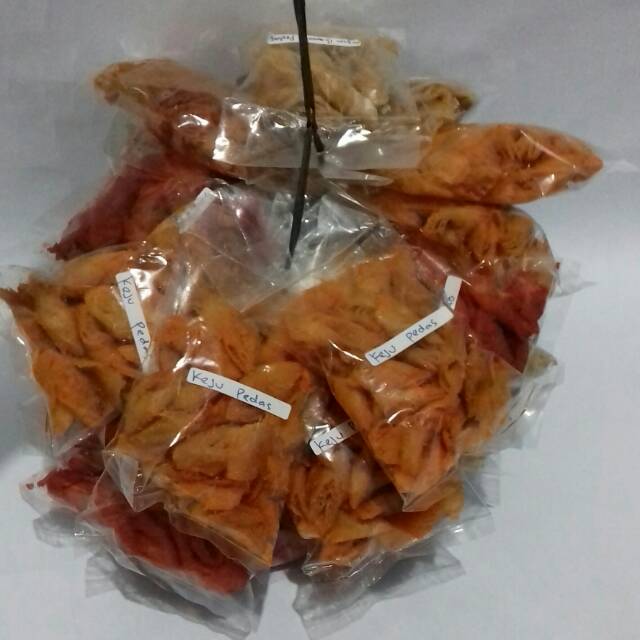 

KERIPIK KULIT LUMPIA RENYAH DAN GURIH