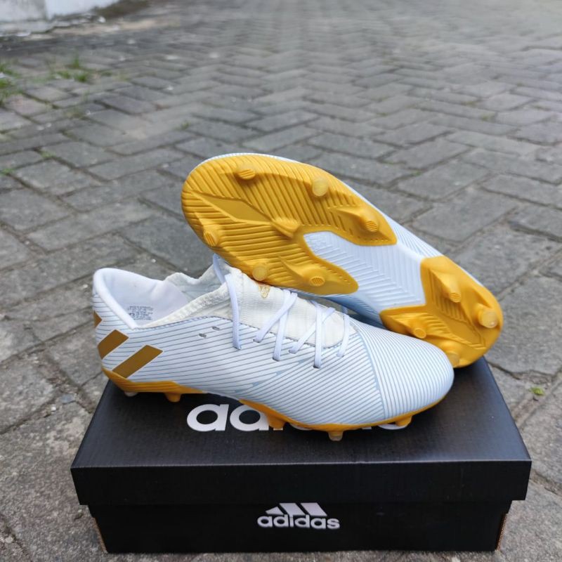 Sepatu Bola Adidas Nemeziz 19.3 White Gold FG