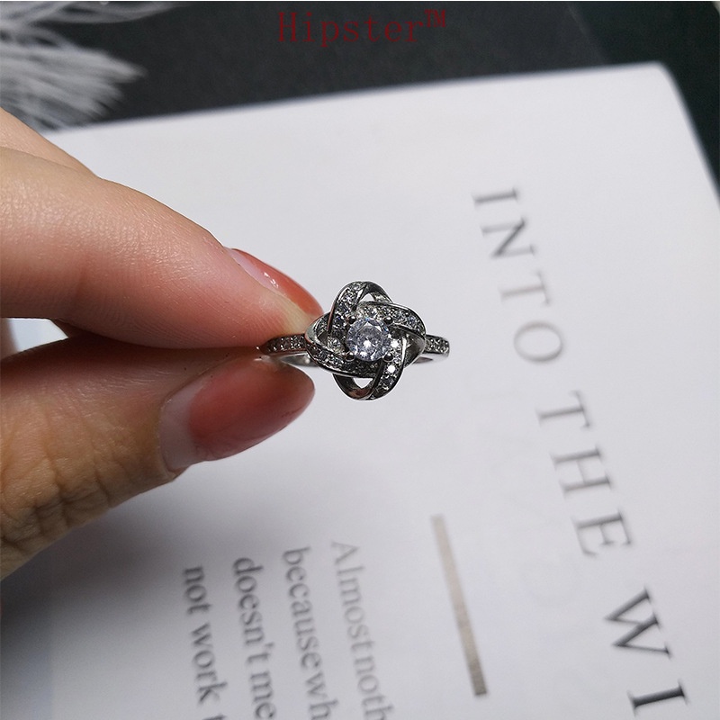 Korean Style Simple Fashion Diamond Rotating Lucky Four-Leaf Clover Ring