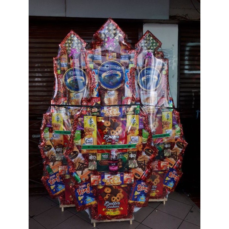 

Parcel Lebaran Idul Fitri Besar Mewah - tinggi 2 meter
