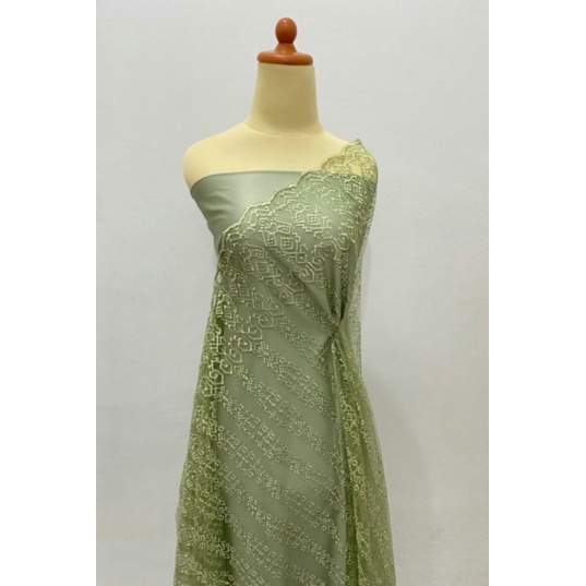 SETENGAH METER Kain Brokat Tile Prancis Bahan Kebaya Motif Salur - Soft Green/Avocado ( HARGA PER 50cm KAIN )