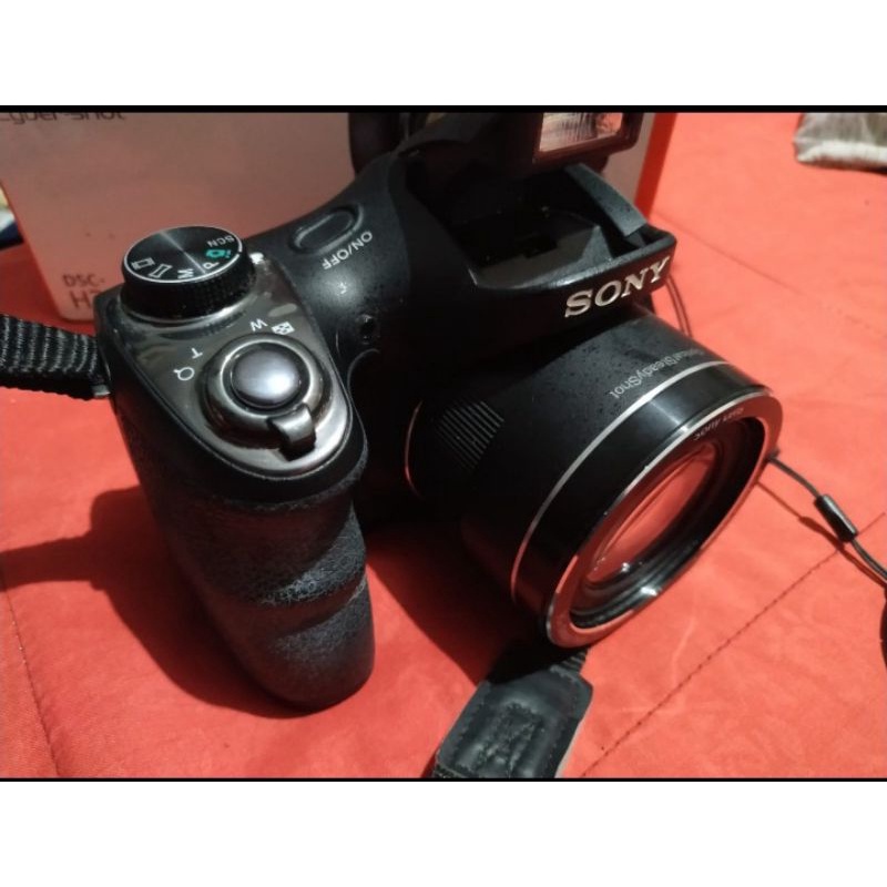 Kamera Sony Cybershot DSC-H300 tenaga baterai AA (second)