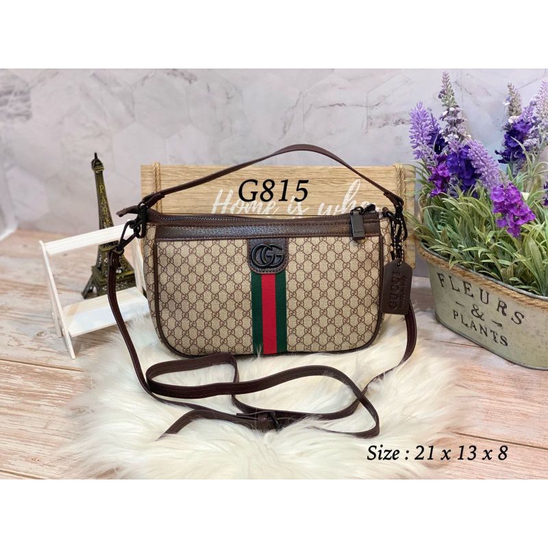 Tas Slempang Wanita Import Bahan Waterproof (COD)