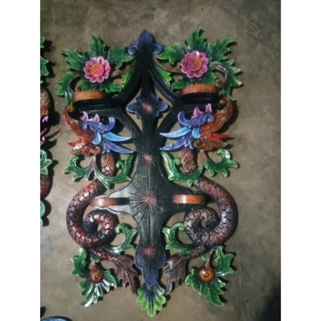 Gratis ongkir. BLAWONG (tempat majang keris) isi 2 keris