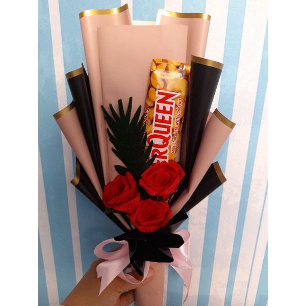 Buket valentine/ buket silverqueen/ buket coklat/ buket murah/ buket bunga