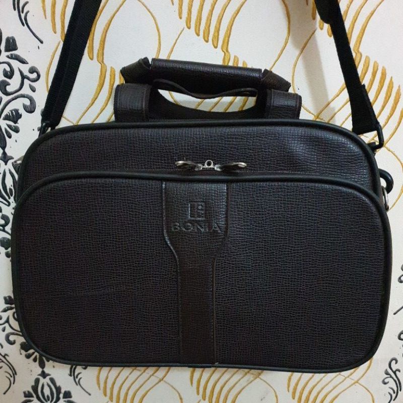 TAS BONIA UNISEX PRELOVED ORIGINAL