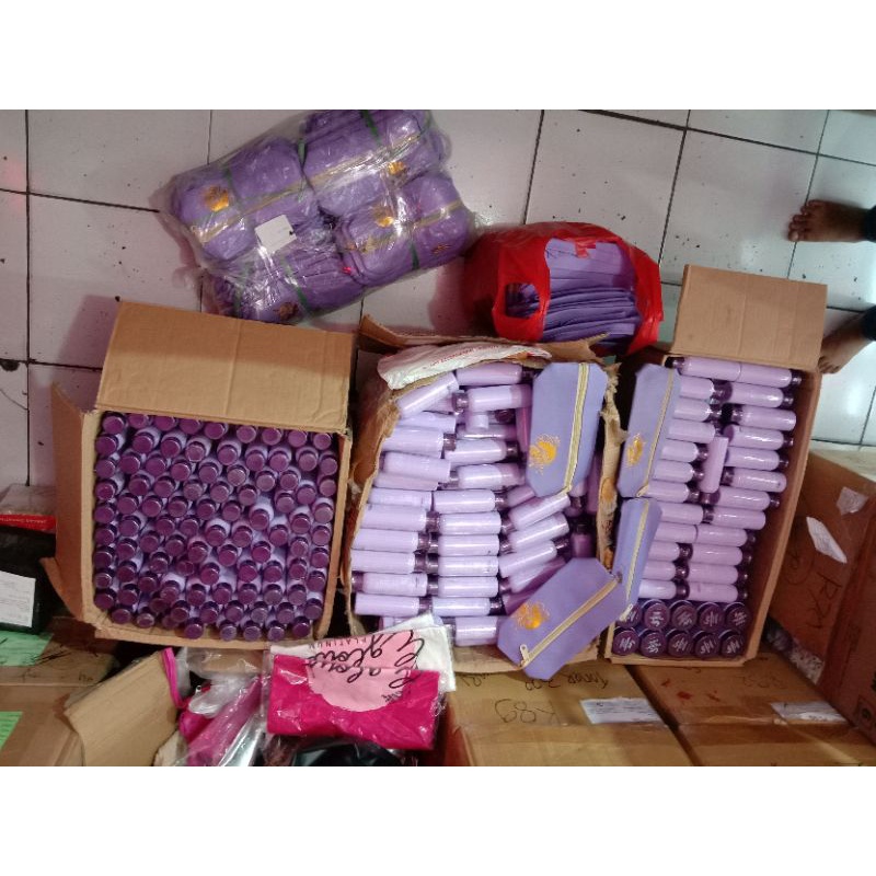 ORIGINAL EGLOW PLATINUM SKINCARE PAKET GLOWING ACNE WHITENING ORIGINAL ASLI / BPOM SKINCARE MURAH HEMAT MEWAH / FREE GIFT HADIAH / SKINCARE TERLARIS AMAN BPOM HALAL PALING AMPUH UNTUK SEGALA KULIT WAJAH-8