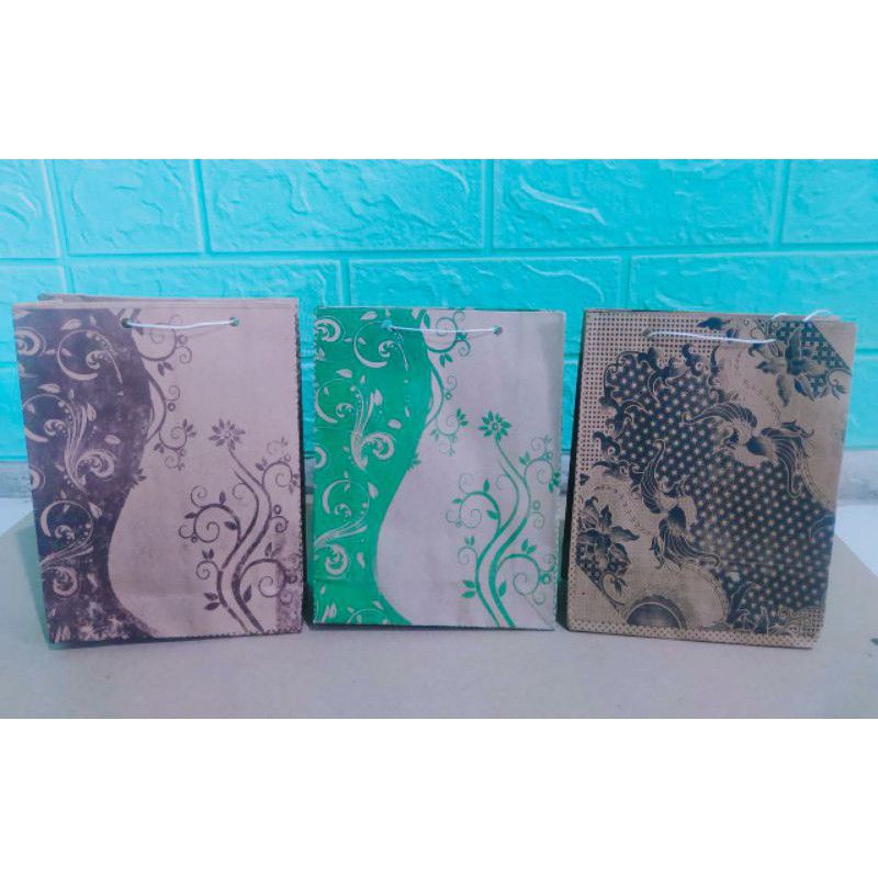 

PAPER BAG BATIK kecil