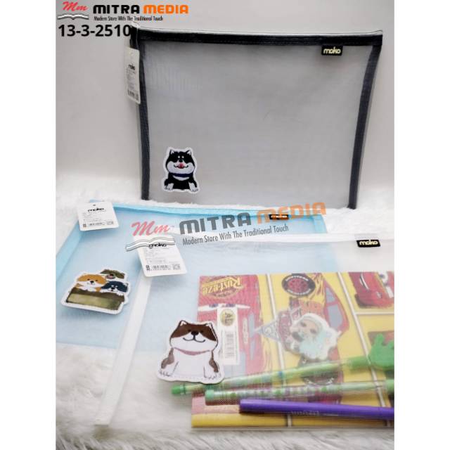 

MAP PLASTIK JALA A4 TRANSPARAN RESLETING MAKO