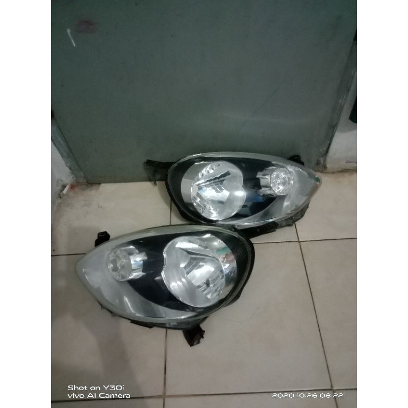Headlamp Nissan March New