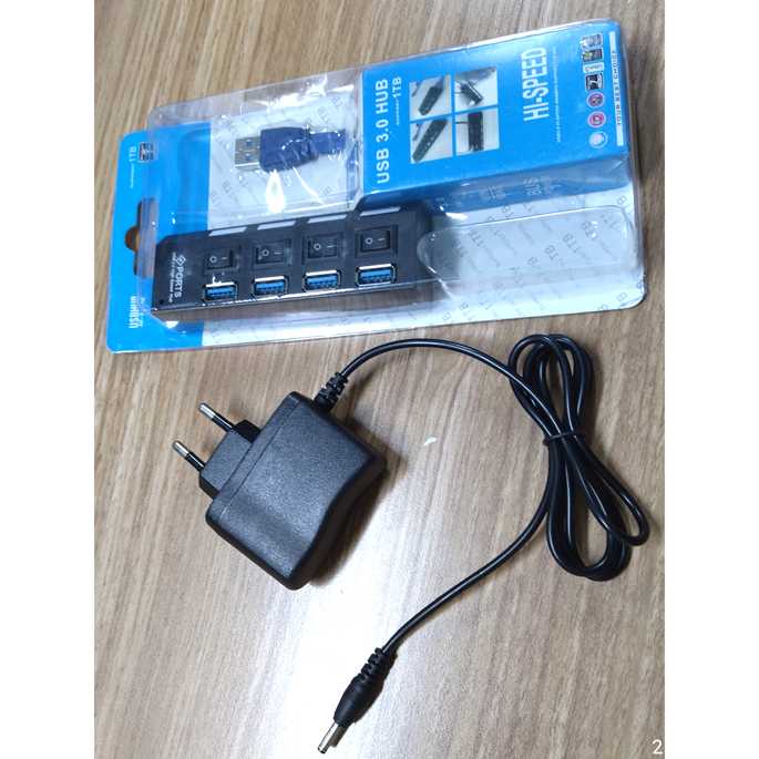 Pembagi 4 Port Lubang USB3.0 HUB USB versi 3.0 Saklar + Adaptor Power