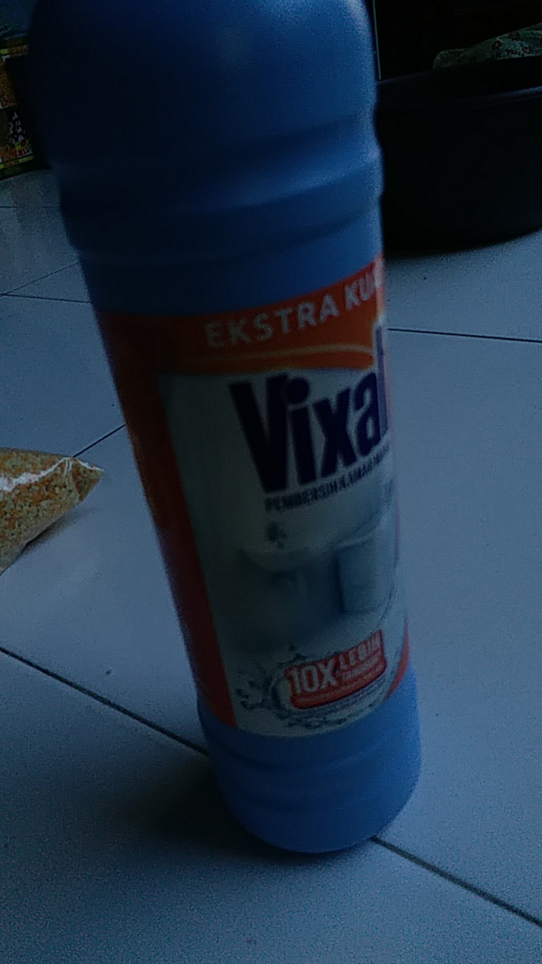 Vixal Pembersih Porselen 780 Ml / Pembersih Toilet Kamar Mandi, Keramik 780 Ml
