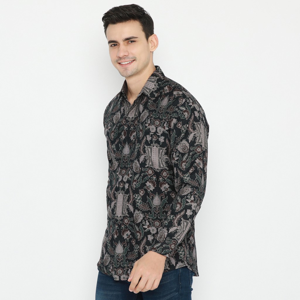 BATIK PRIA LENGAN PANJANG Kemeja Batik Dobby Slimfit Premium Motif Pintu Aceh Warna Hitam 721211 Cap 72 - Baju Kemeja Atasan Pakaian Setelan Batik Pria Cowok Laki Laki Remaja Keluarga Kantor Lengan Panjang Modern Slimfit Slim Fit Premium Kekinian